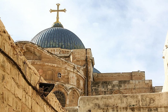 basilica-of-the-holy-sepulchre-jerusalem-israel-temple.jpg