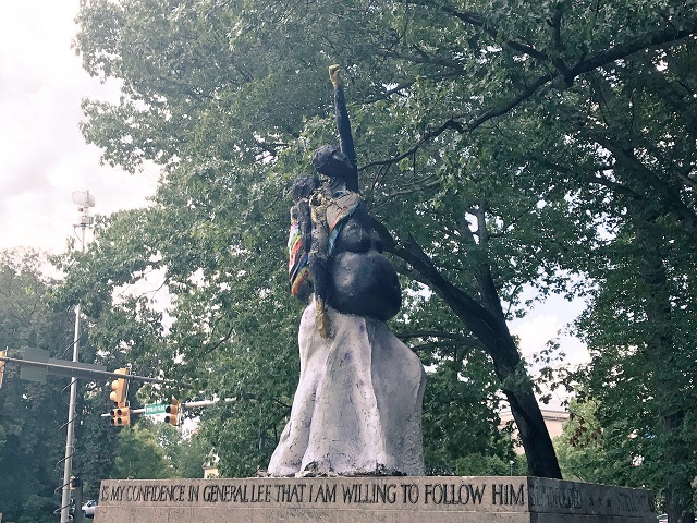 http://www.informationliberation.com/files/lee-statue-replaced-baltimore.jpg